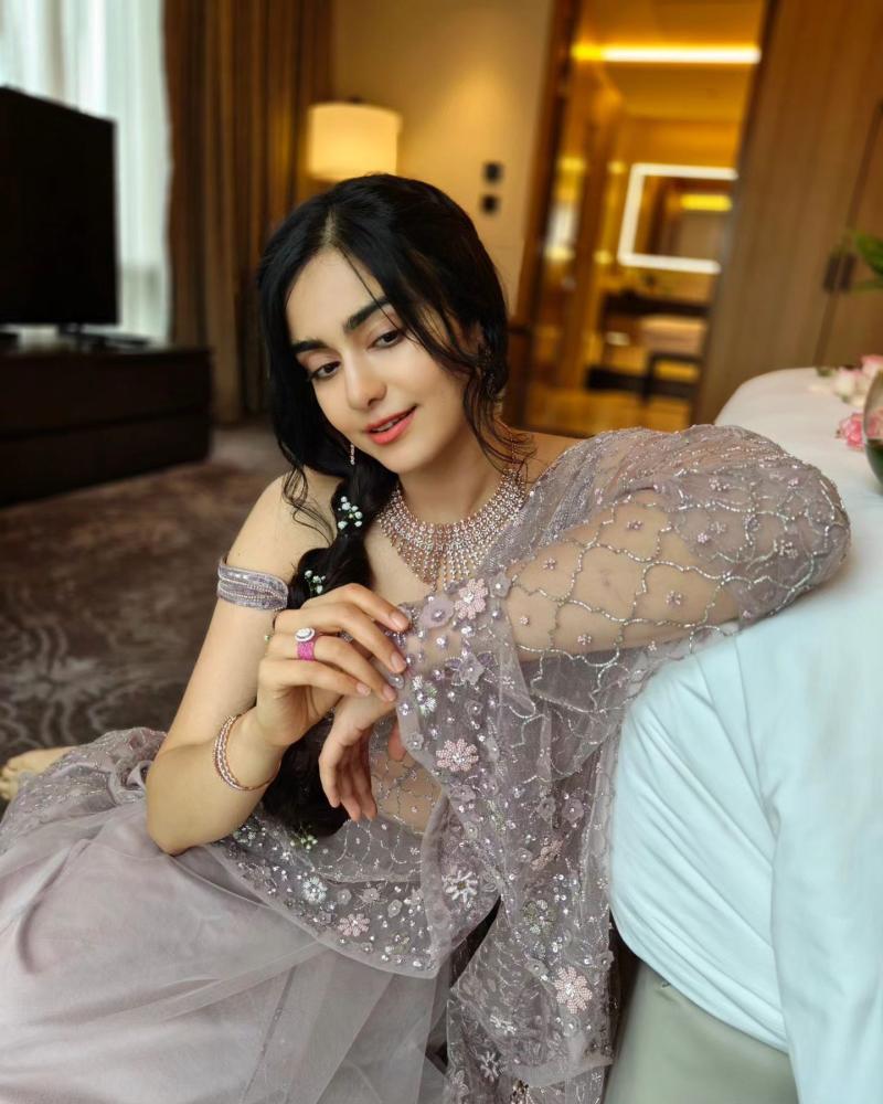 adah-sharma-hot-photos